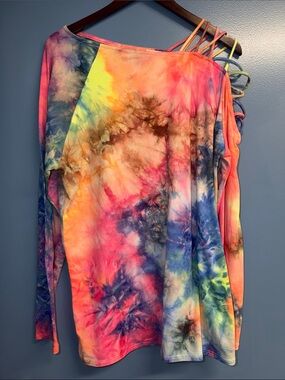BiBi Tie-Dye Long Sleeve Top in Pink, Blue, Yellow, Green